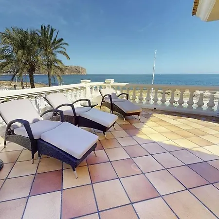Vista Alegre Villa