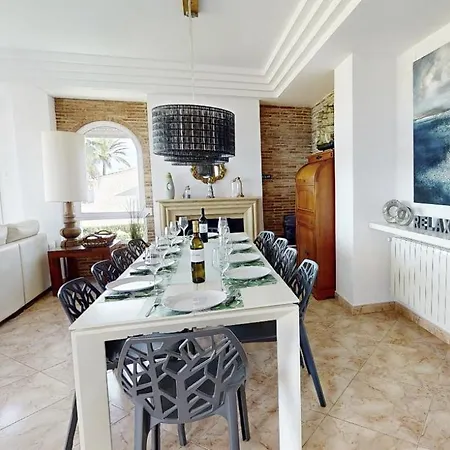 Vista Alegre Villa *