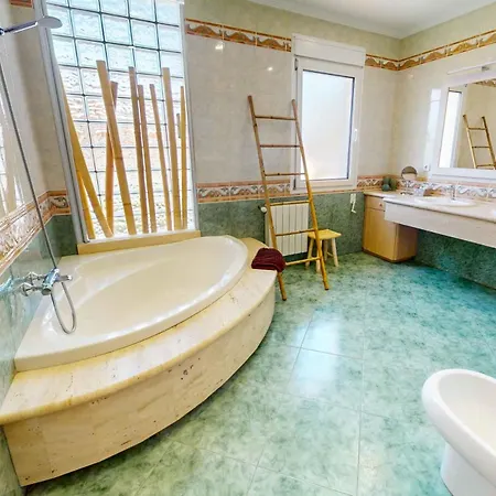 Vista Alegre Villa *